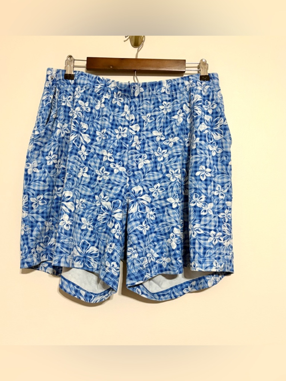 Lands Ends Blue Floral Plaid Casual Sport Knit Short Size Large